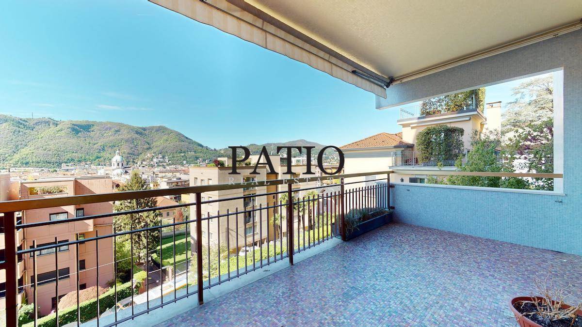 Como - Luminoso Appartamento Con Terrazza Vista Duomo