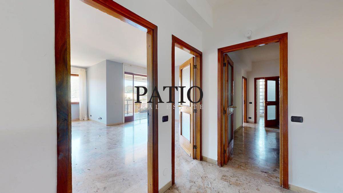 Como - Luminoso Appartamento Con Terrazza Vista Duomo