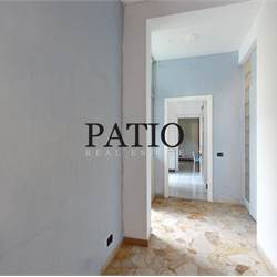 Como - Bilocale con balcone