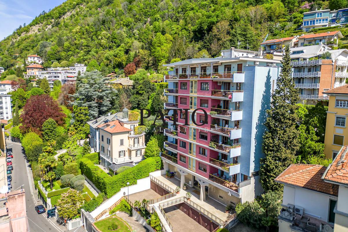 Como - Bilocale con balcone