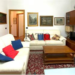 Como - Bilocale arredato in zona centrale