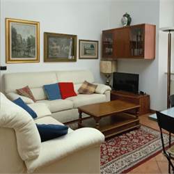 Como - Bilocale arredato in zona centrale