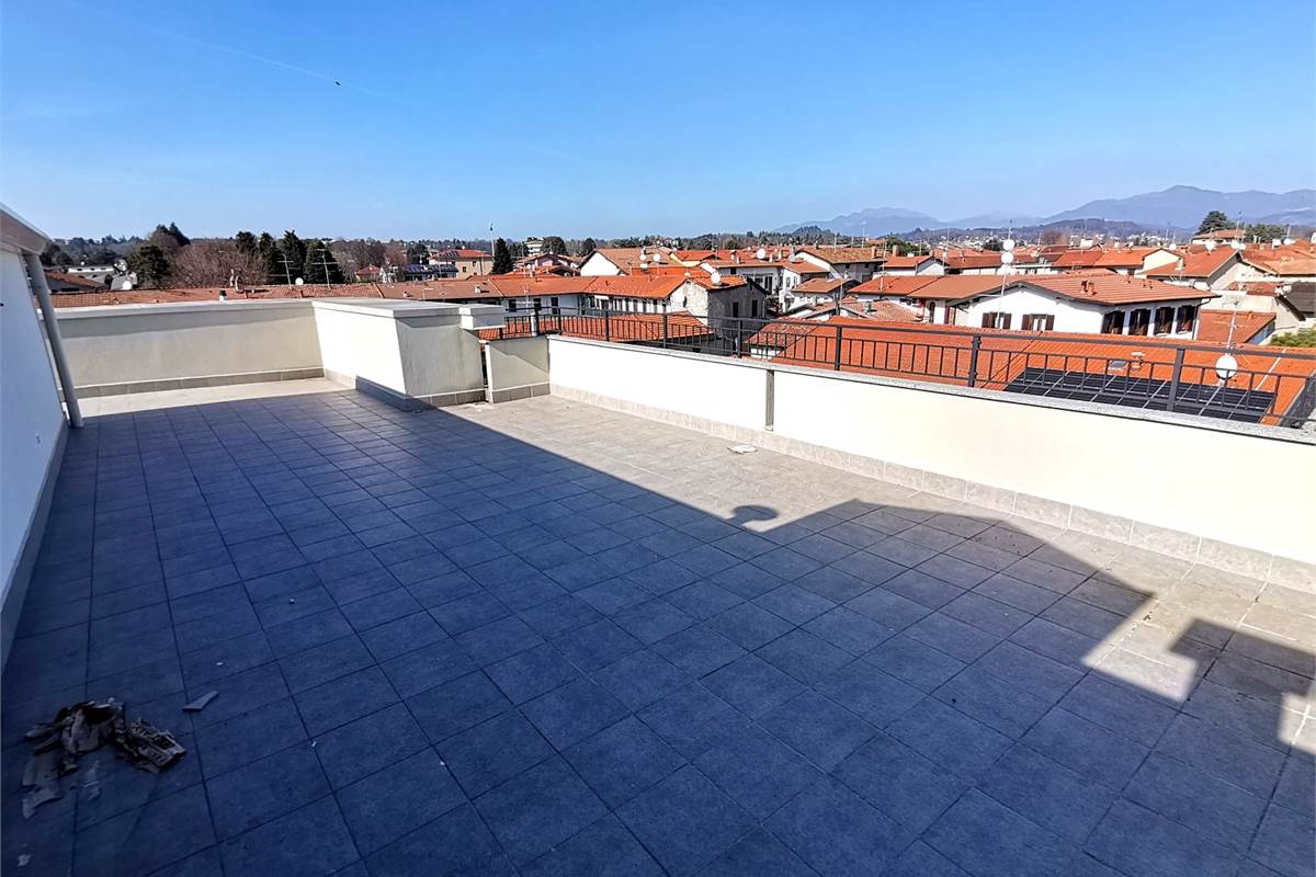 ATTICO con terrazzo favoloso e box doppio