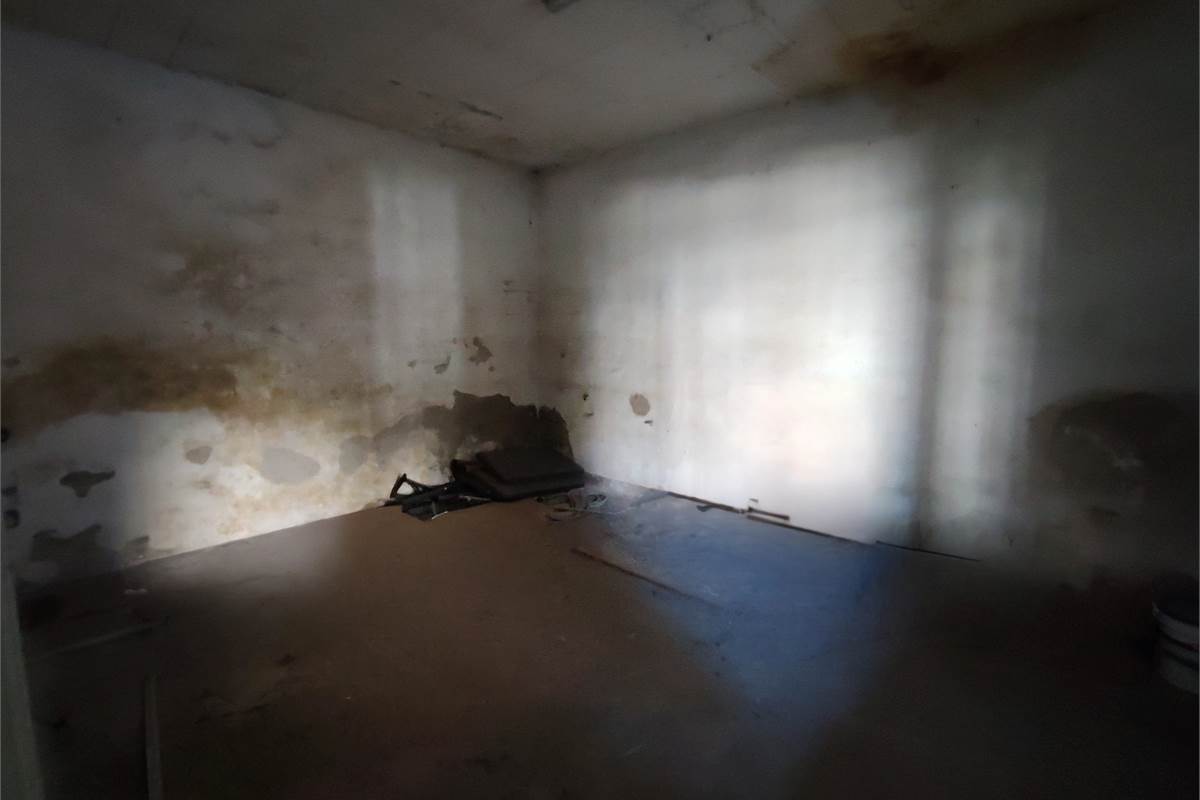 Intero compendio con chiostro interno