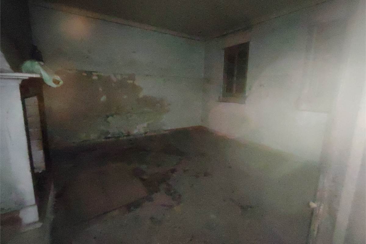 Intero compendio con chiostro interno