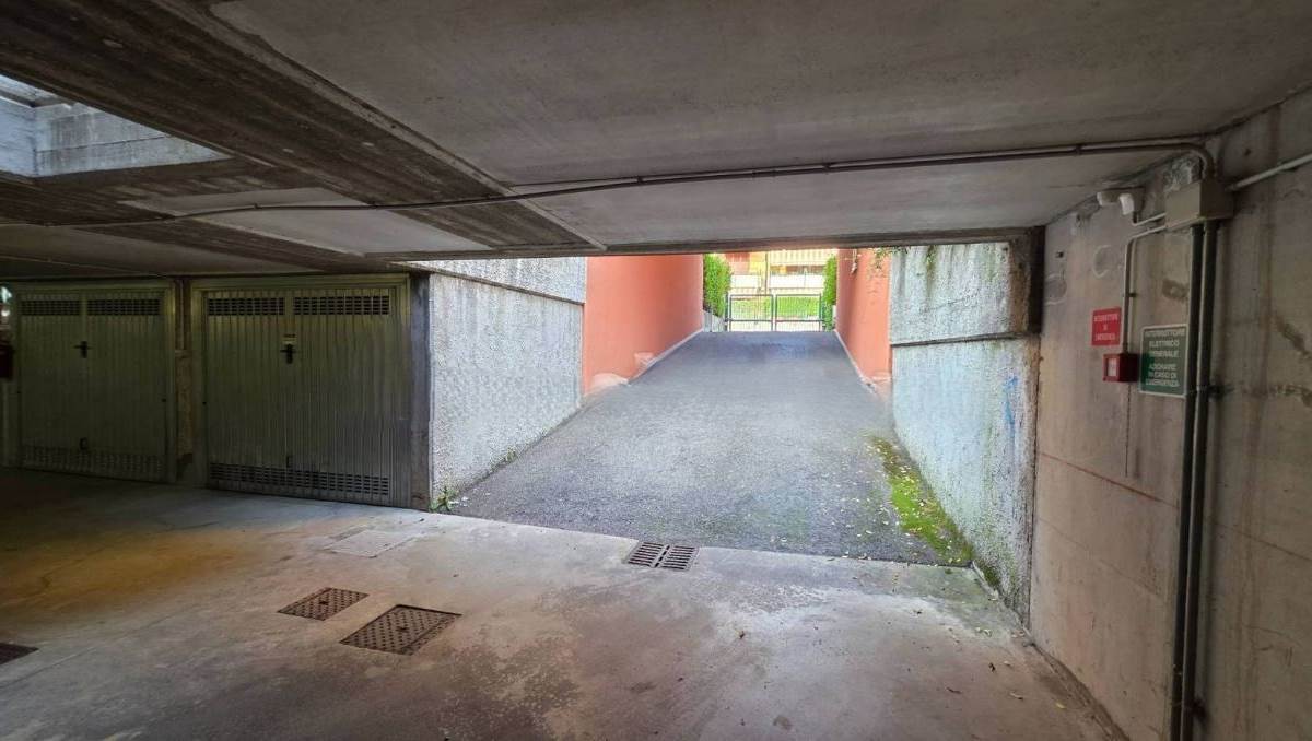 Bilocale con balcone e box triplo