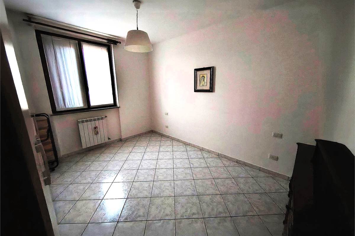 Bilocale con balcone e box triplo