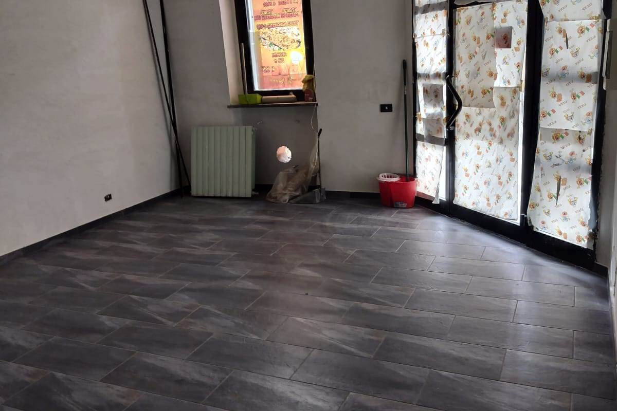 Ufficio In Vendita a Rovellasca