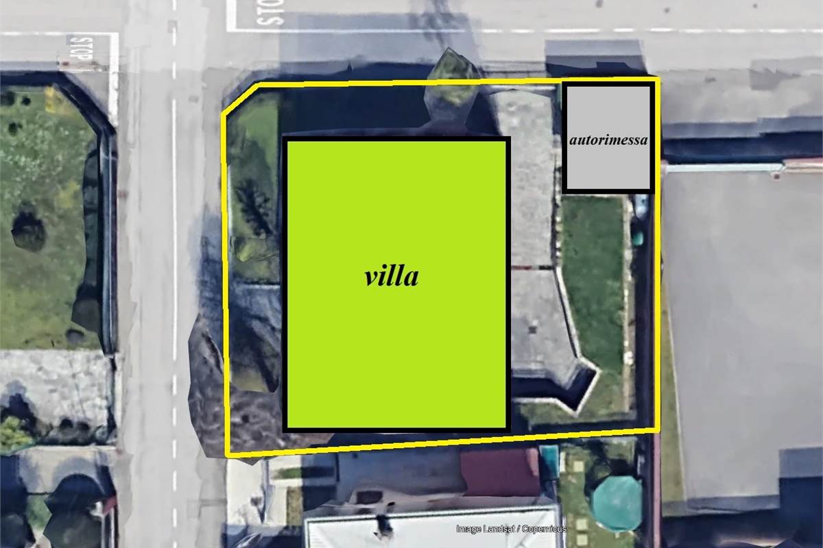 Villa In Vendita a 