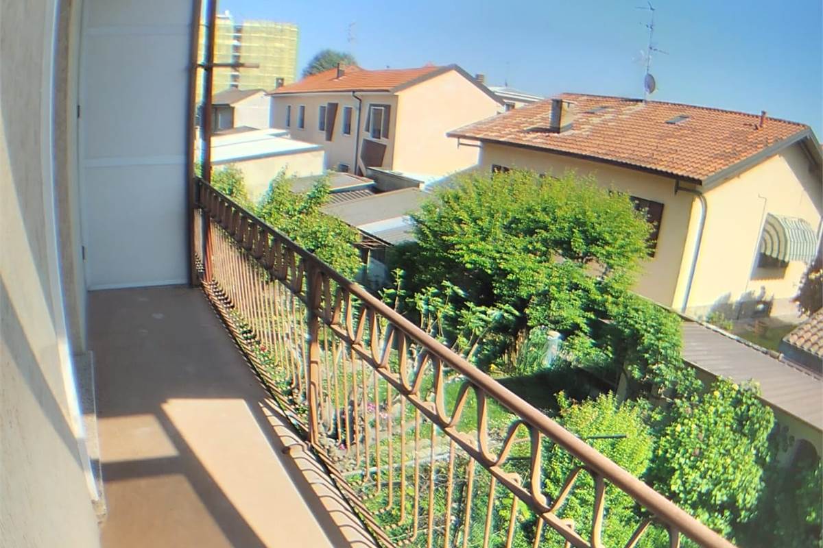 Porzione Villa In Vendita a Rovello Porro