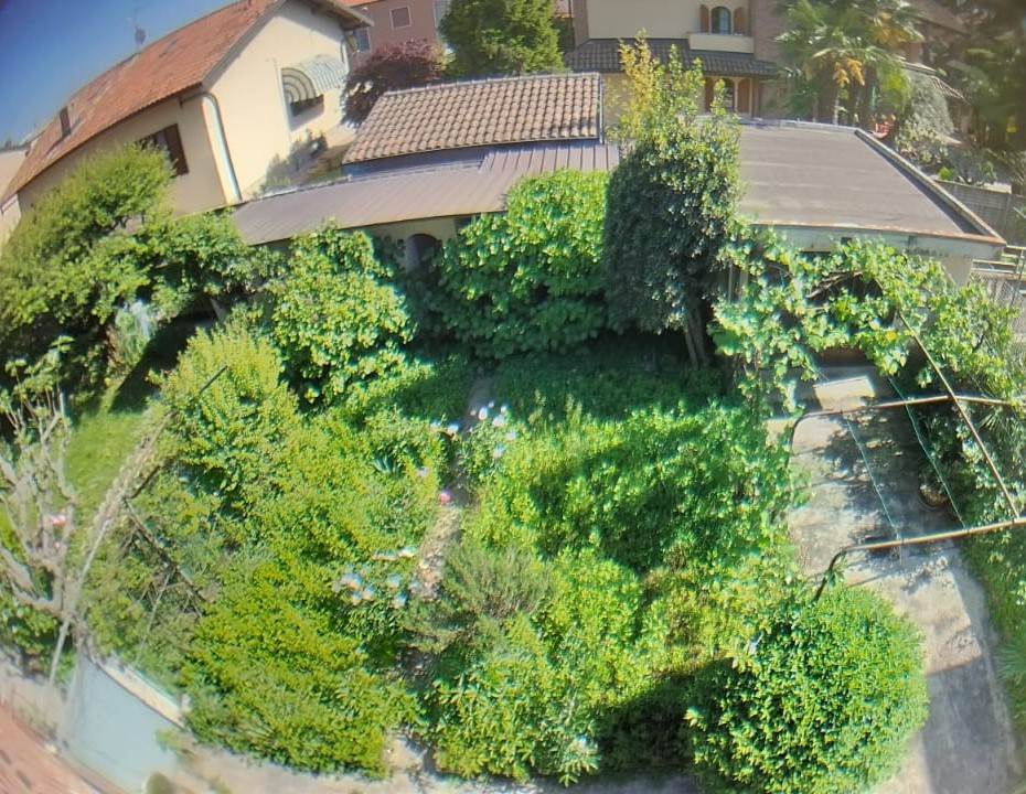 Porzione Villa In Vendita a Rovello Porro
