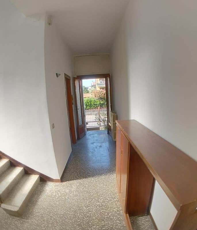 Porzione Villa In Vendita a Rovello Porro