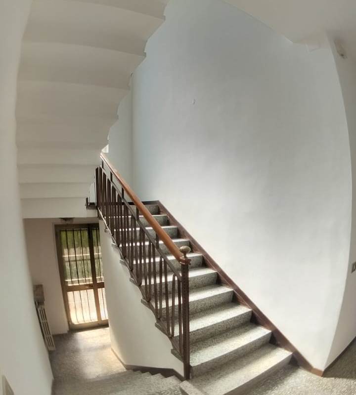 Porzione Villa In Vendita a Rovello Porro
