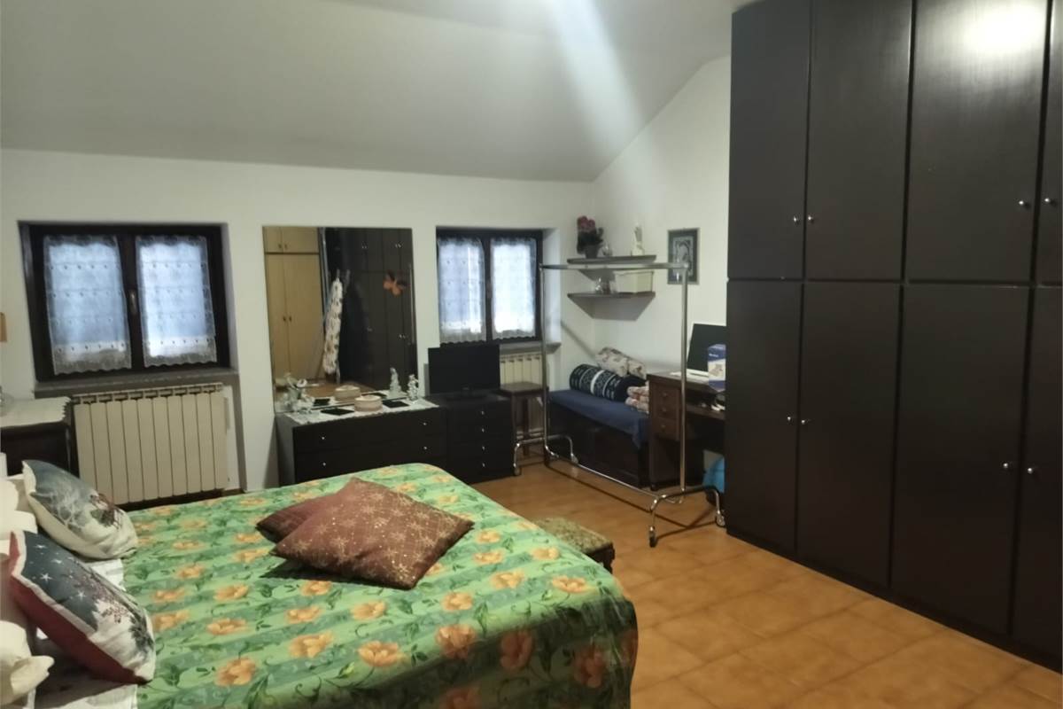 3 locali In Vendita a Rovello Porro