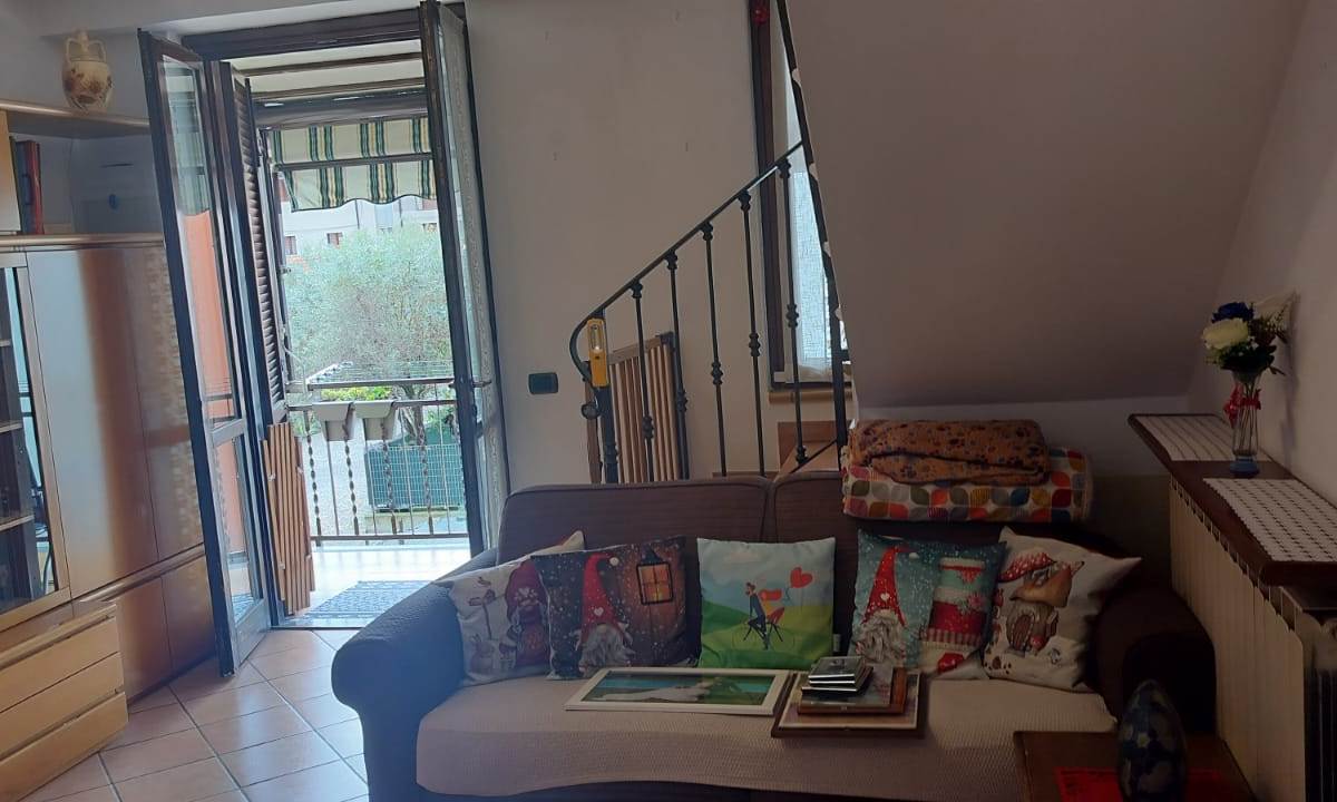 3 locali In Vendita a Rovello Porro