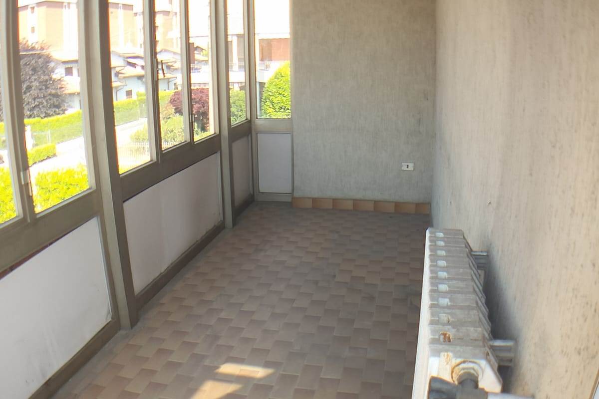 Porzione Villa In Vendita a Rovello Porro