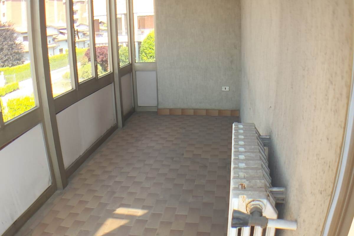 Porzione Villa In Vendita a Rovello Porro