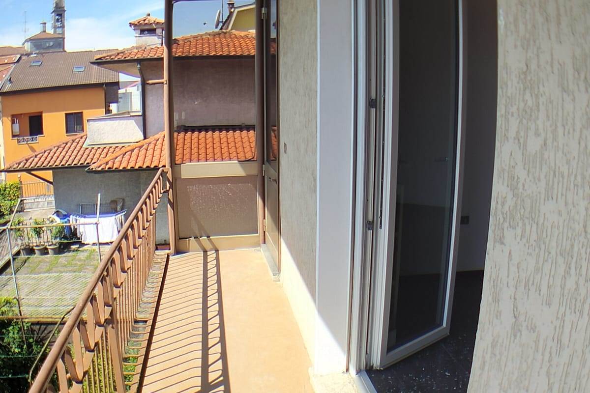 Porzione Villa In Vendita a Rovello Porro