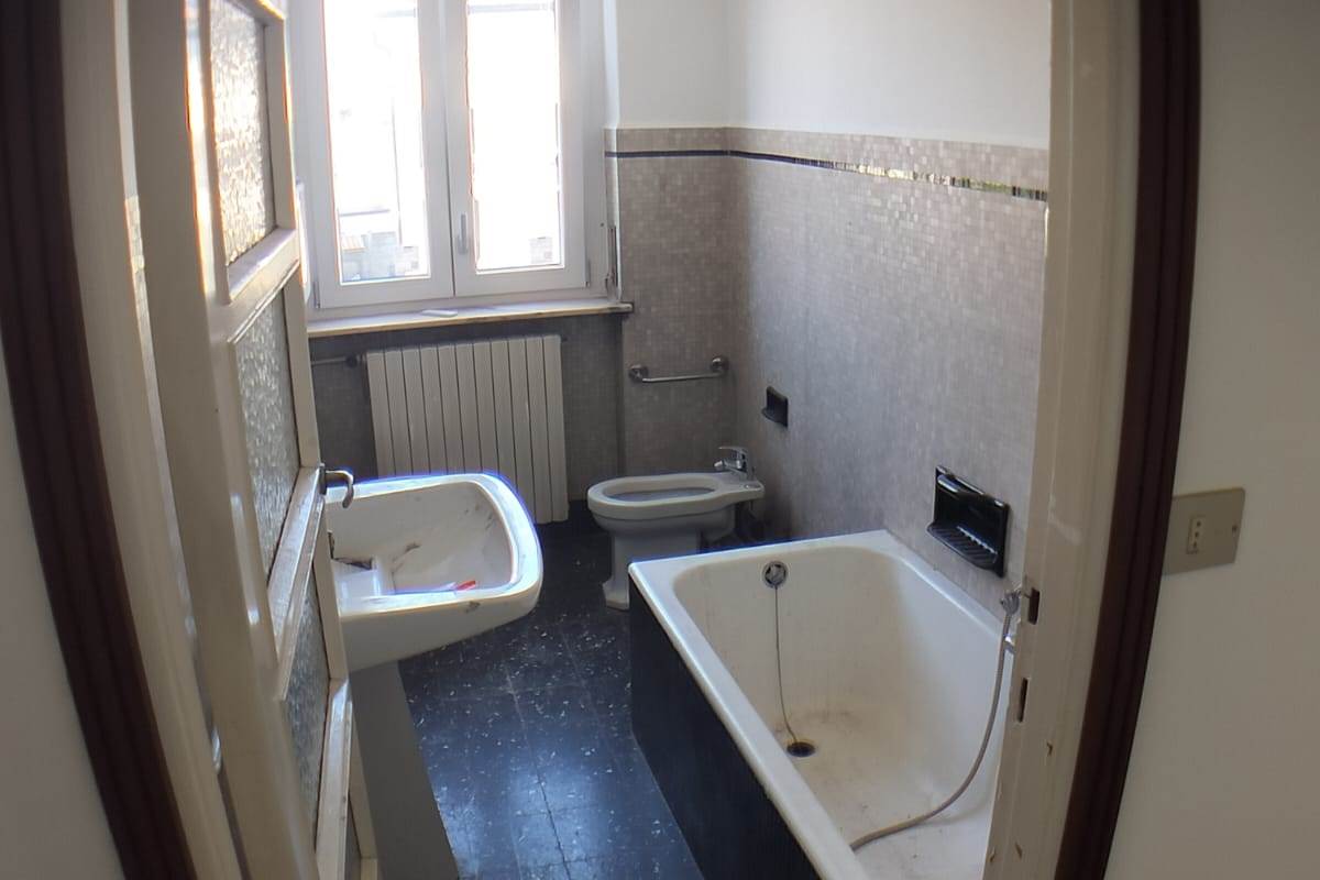 Porzione Villa In Vendita a Rovello Porro