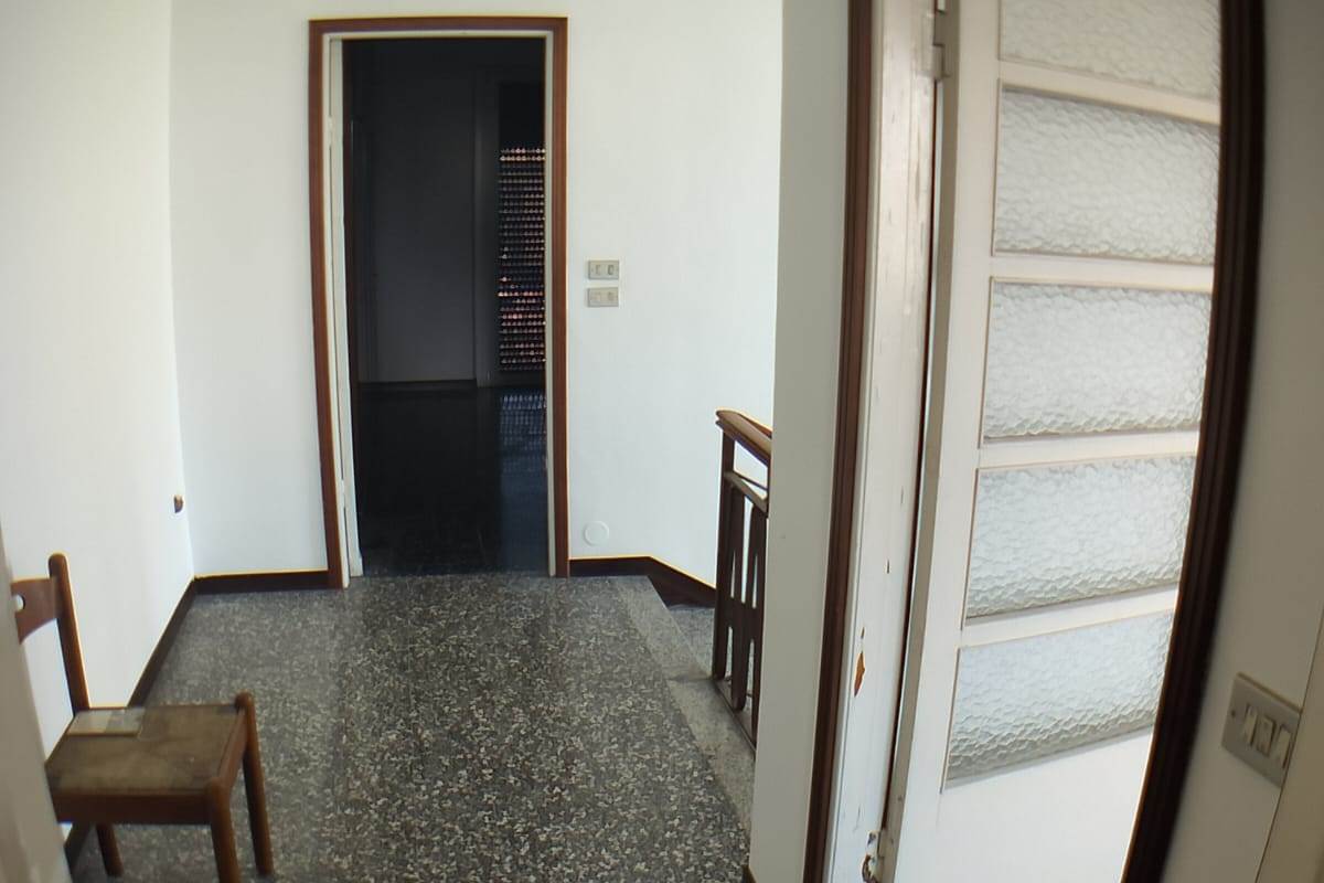 Porzione Villa In Vendita a Rovello Porro