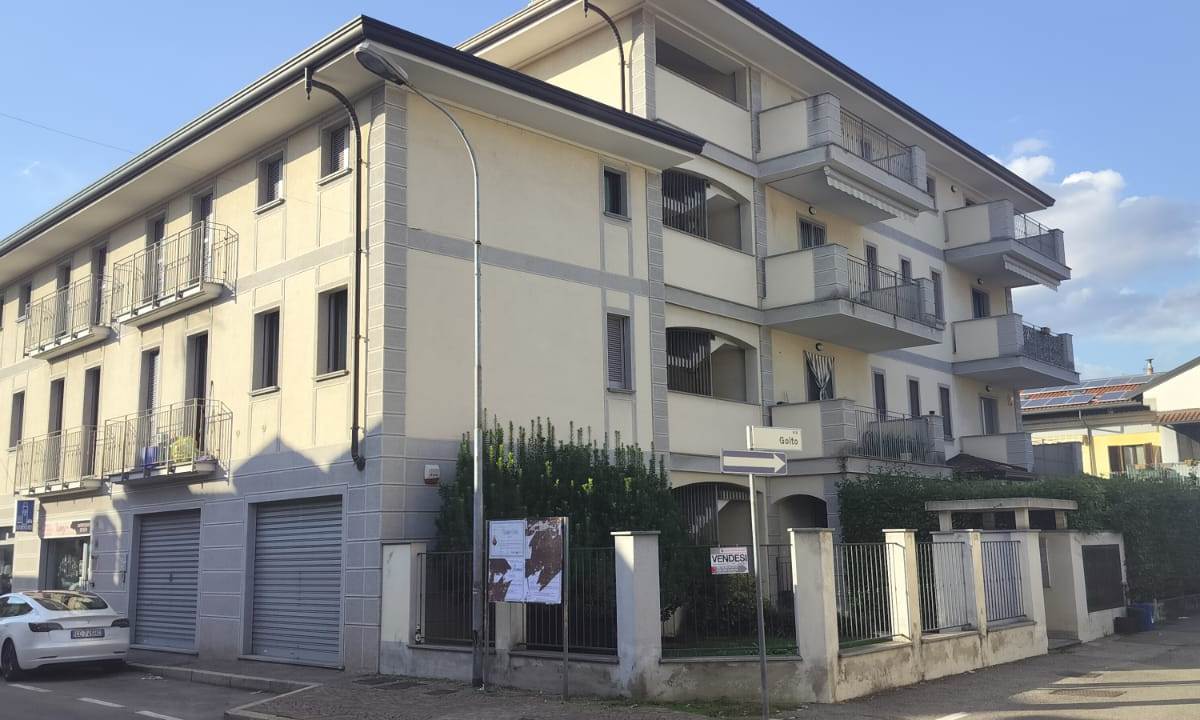 4 o più locali In Vendita a Seveso