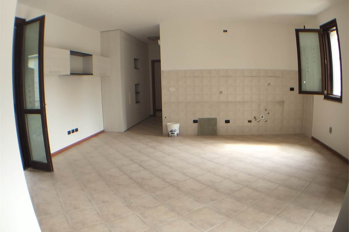 4 o più locali In Vendita a Seveso