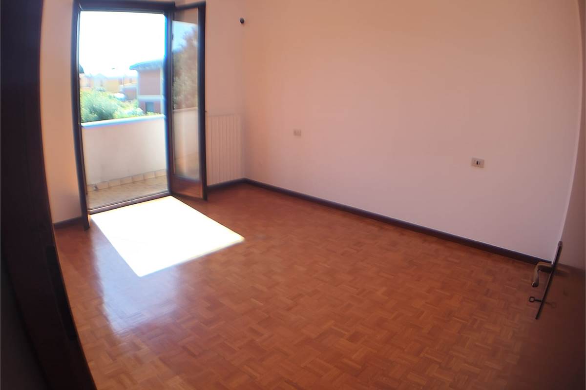 Porzione Villa In Affitto a Rovellasca