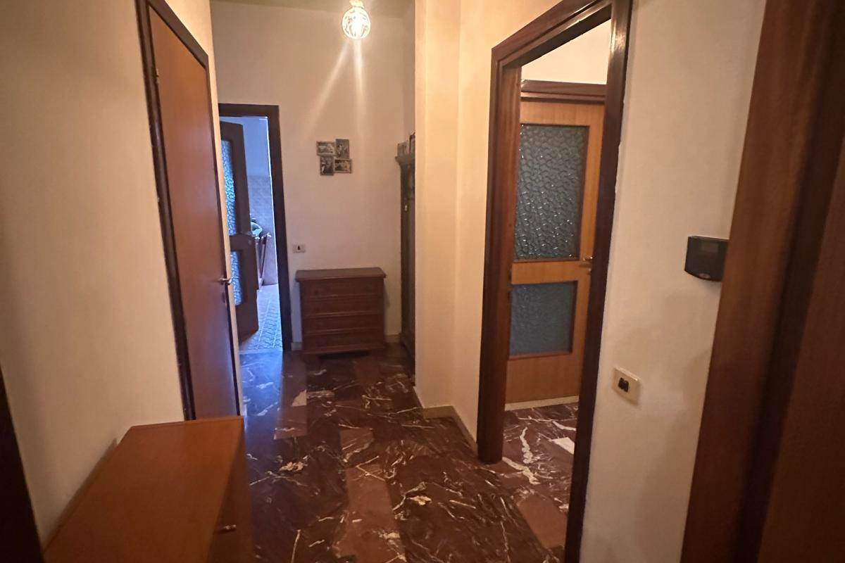 Villa In Vendita a Rovellasca