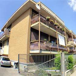 2 locali In Vendita a Rovellasca