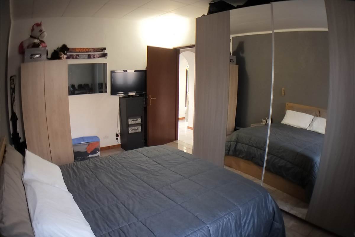 2 locali In Vendita a Rovellasca