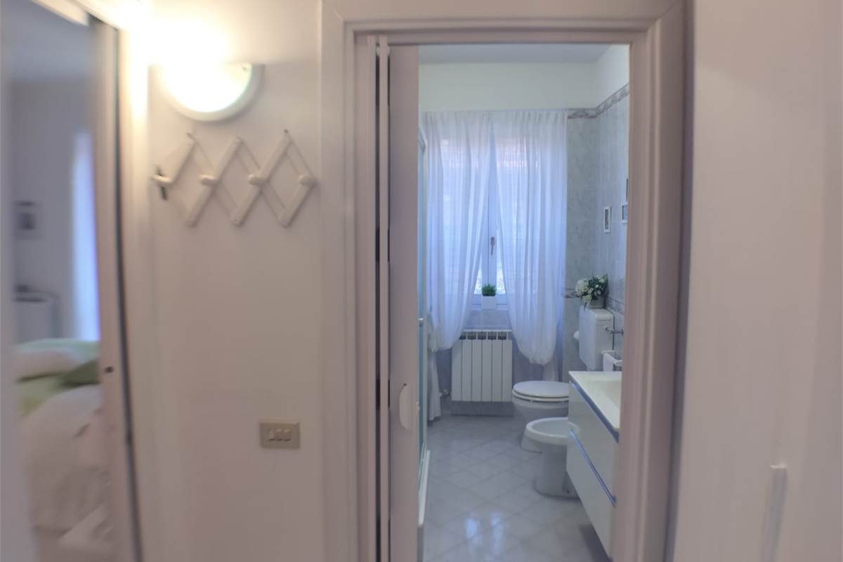 2 locali In Vendita a Rovellasca