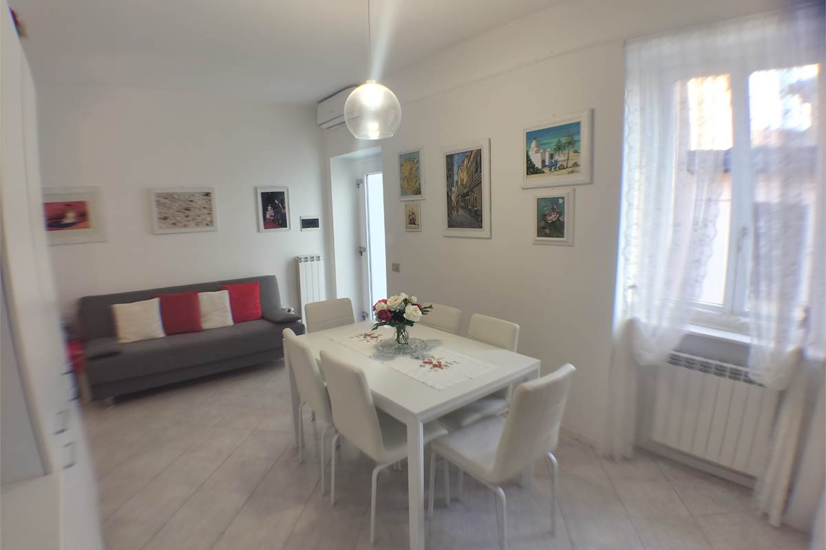 2 locali In Vendita a Rovellasca