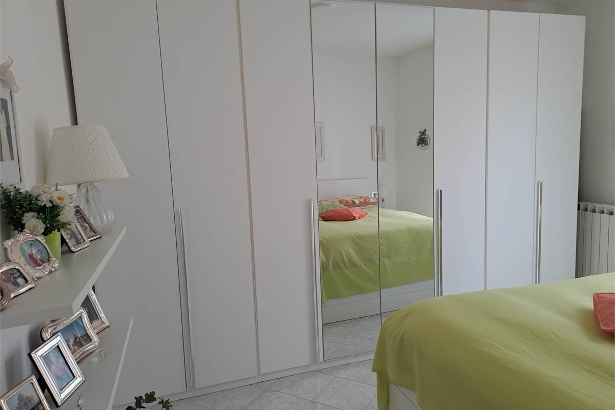 2 locali In Vendita a Rovellasca