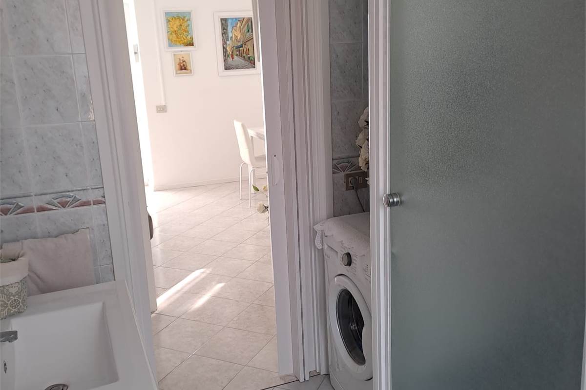 2 locali In Vendita a Rovellasca