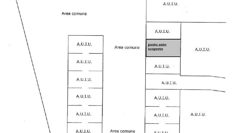 Posto Auto In Vendita a Cadorago