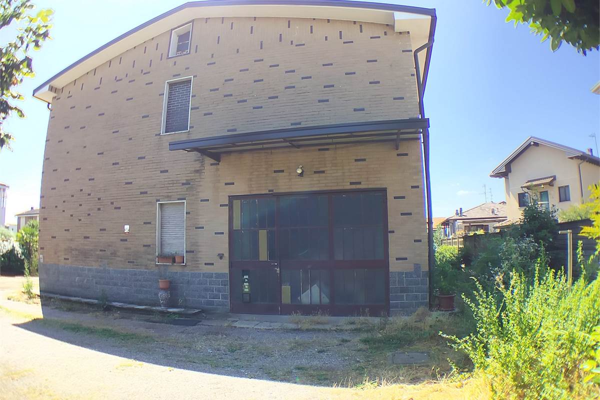 Casa singola In Vendita a Rovellasca