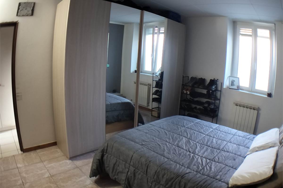 2 locali In Vendita a Rovellasca