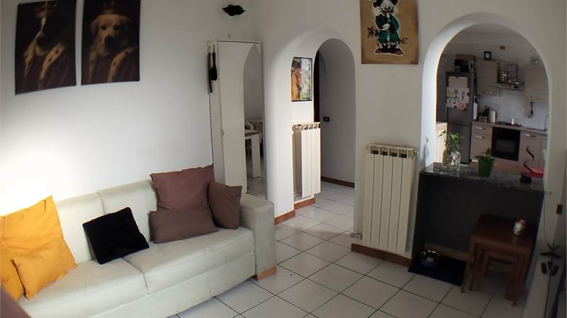 2 locali In Vendita a Rovellasca