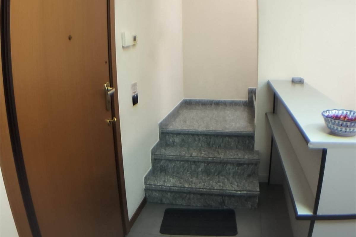 4 o più locali In Vendita a Cermenate