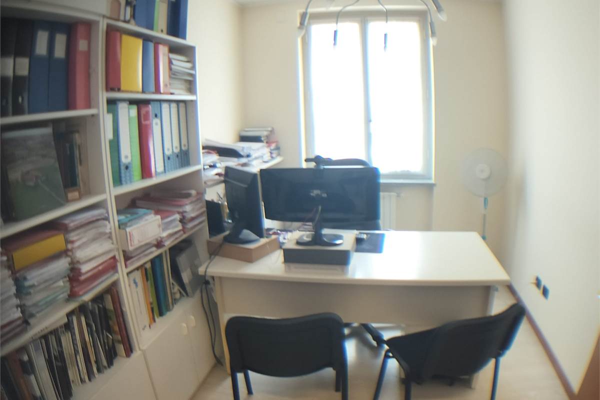 4 o più locali In Vendita a Cermenate