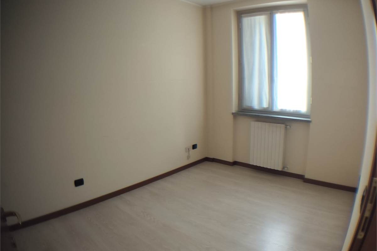 4 o più locali In Vendita a Cermenate