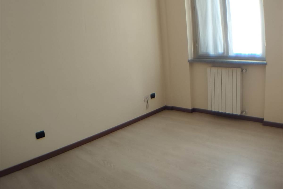 4 o più locali In Vendita a Cermenate