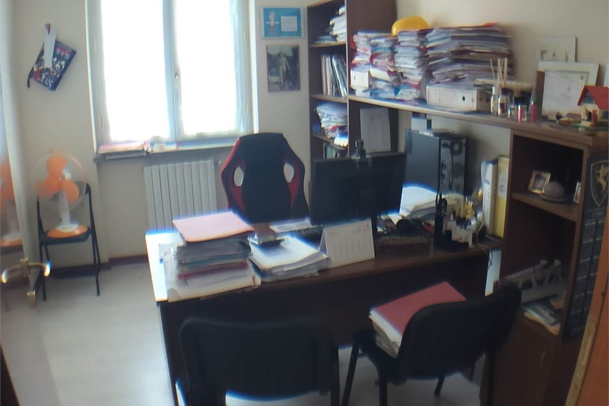 4 o più locali In Vendita a Cermenate