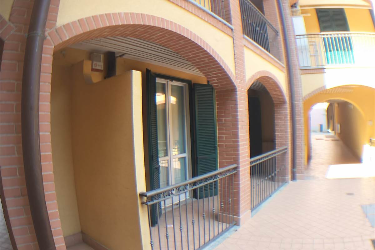 4 o più locali In Vendita a Cermenate