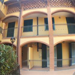 4 o più locali In Vendita a Cermenate