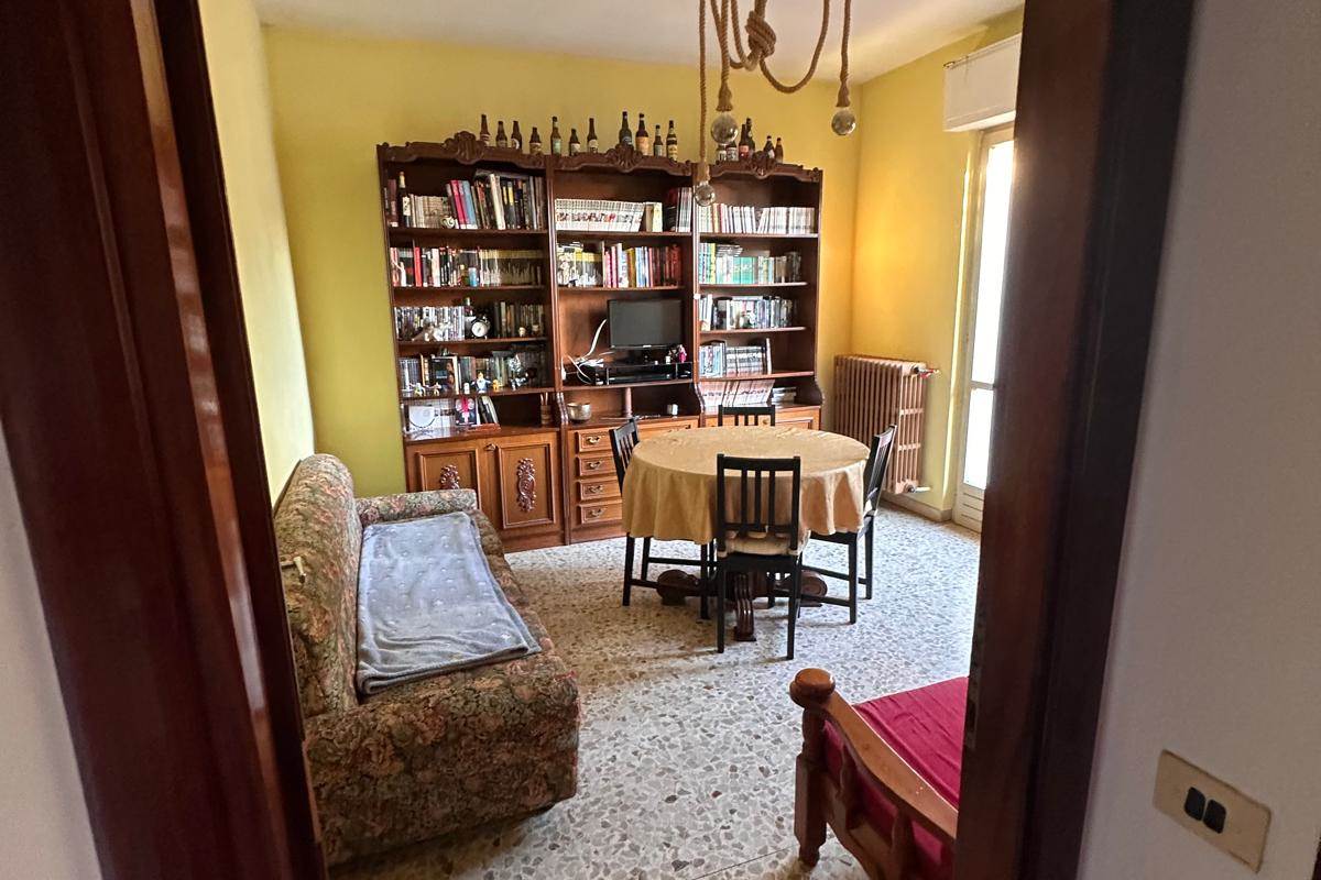 Villa In Vendita a Rovellasca