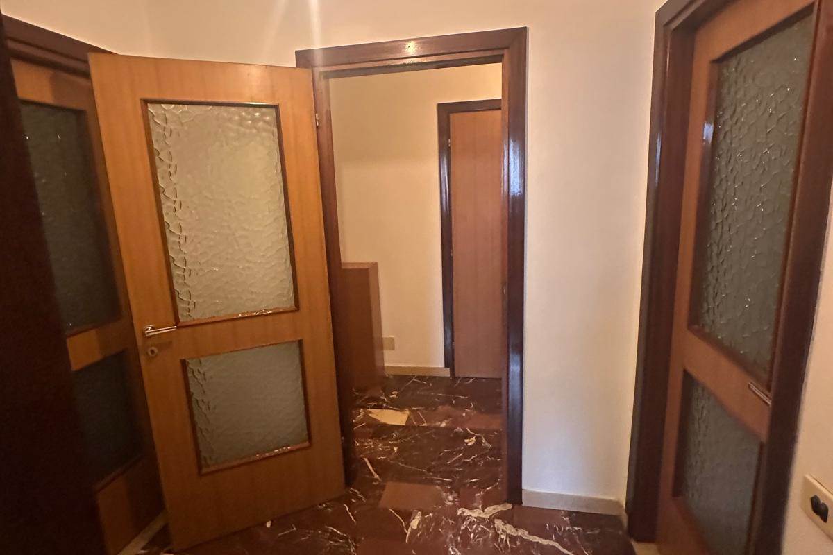 Villa In Vendita a Rovellasca