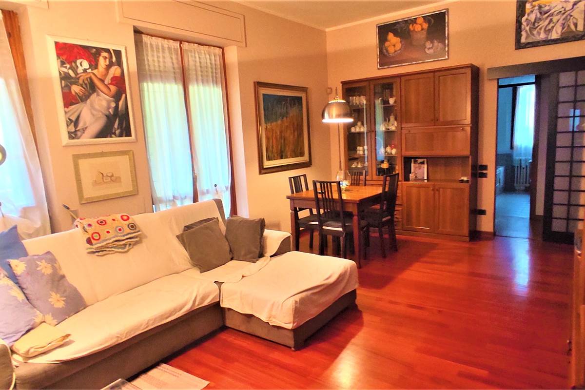 Appartamento In Vendita a Nova Milanese