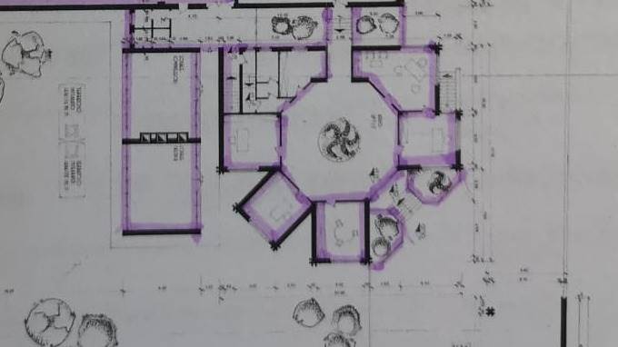 Ampia area uffici indipendente in locazione