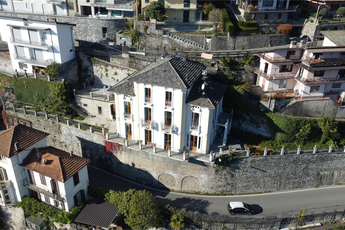 Splendida proprietà sul lago di Como